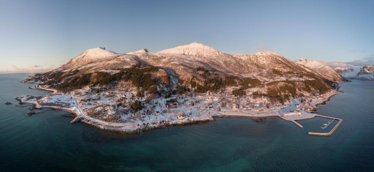 Skagi Bed & Lodge Skaland Bagian luar foto